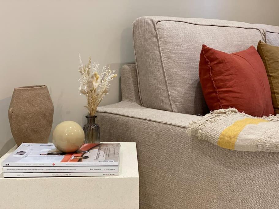 Welcoming, Lovely, Calm & Centrally Located Flat ディジョン エクステリア 写真